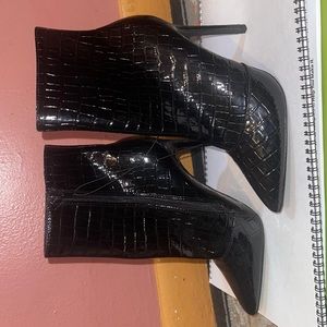 Black heel booties
